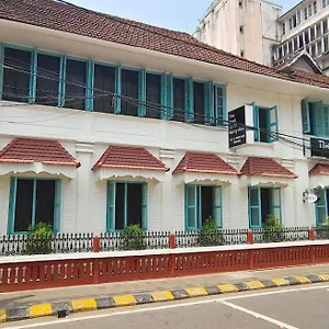 Hotel The Boat Jetty Bungalow, Kochi