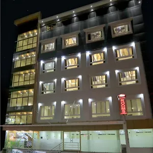 Hotel Kenz Residency, Kochi