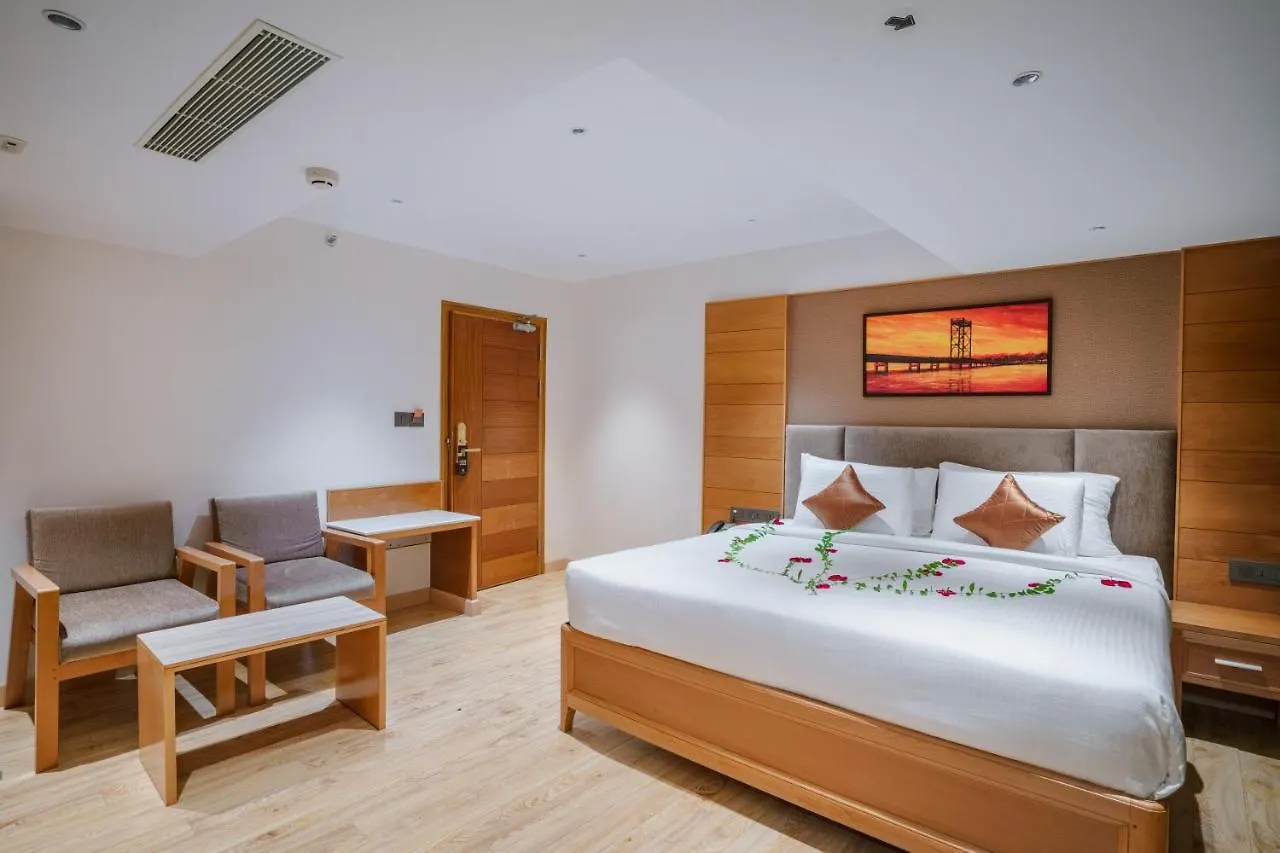 Townbridge Hotels & Suites Kochi 0*,  Indien