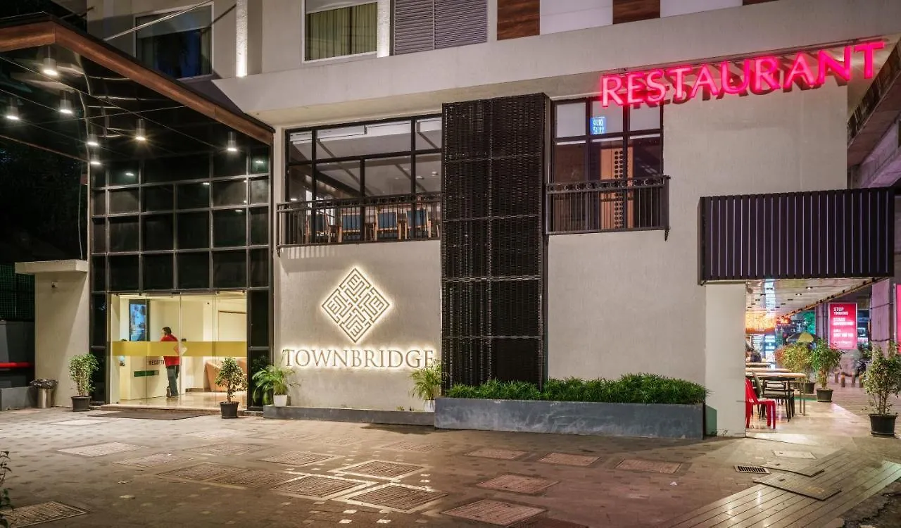 Townbridge Hotels & Suites Kochi 0*,