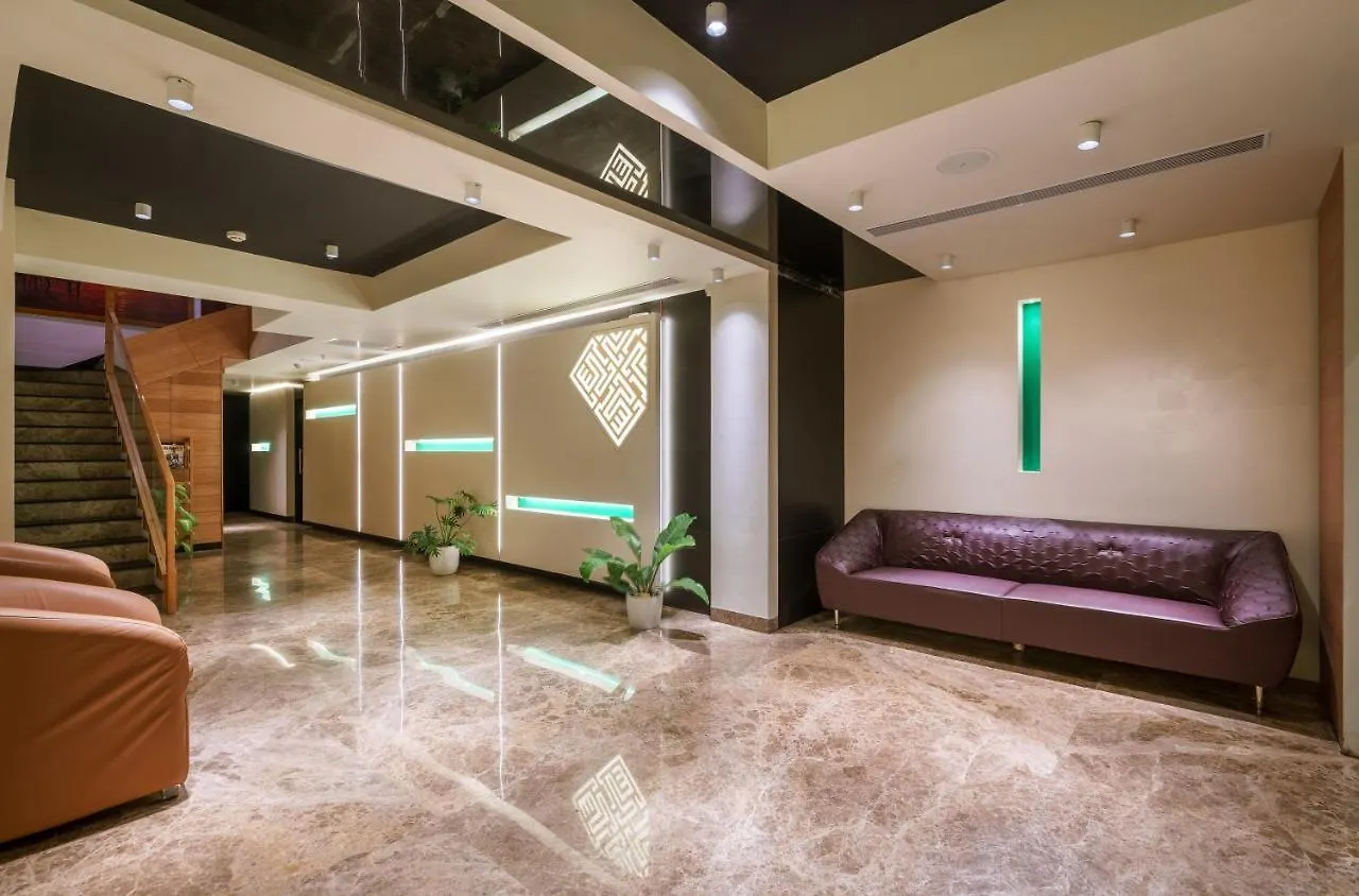 Townbridge Hotels & Suites Kochi