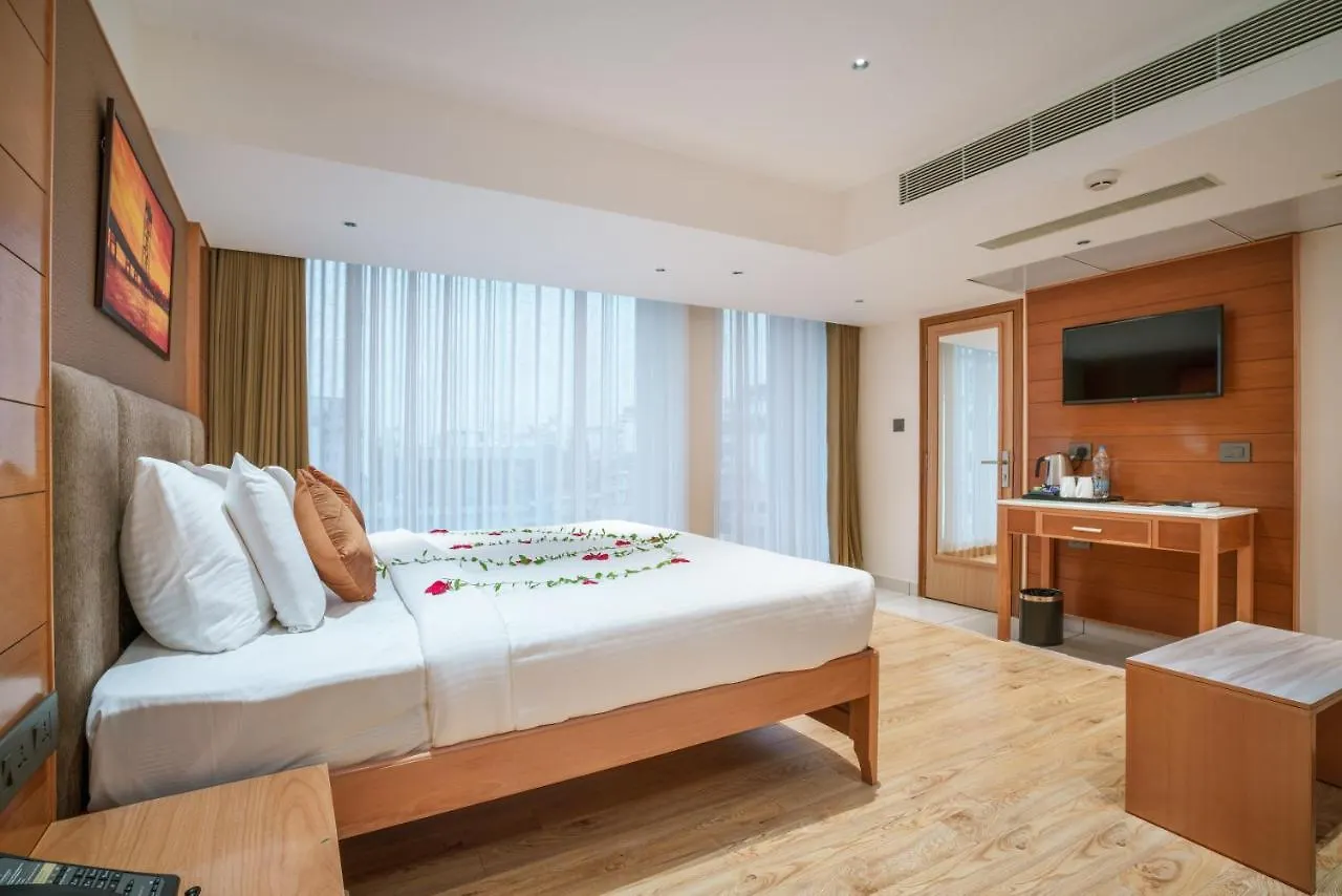 Townbridge Hotels & Suites Kochi