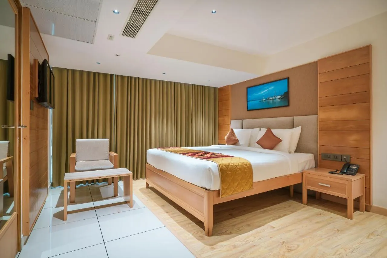 Townbridge Hotels & Suites Kochi 0*,